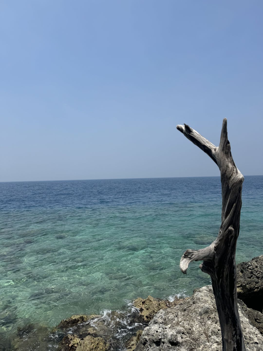Jakarta-Travel to Asha Island in Indonesia and stay at Bayung Resort Hotel, with beautiful scenery and few people