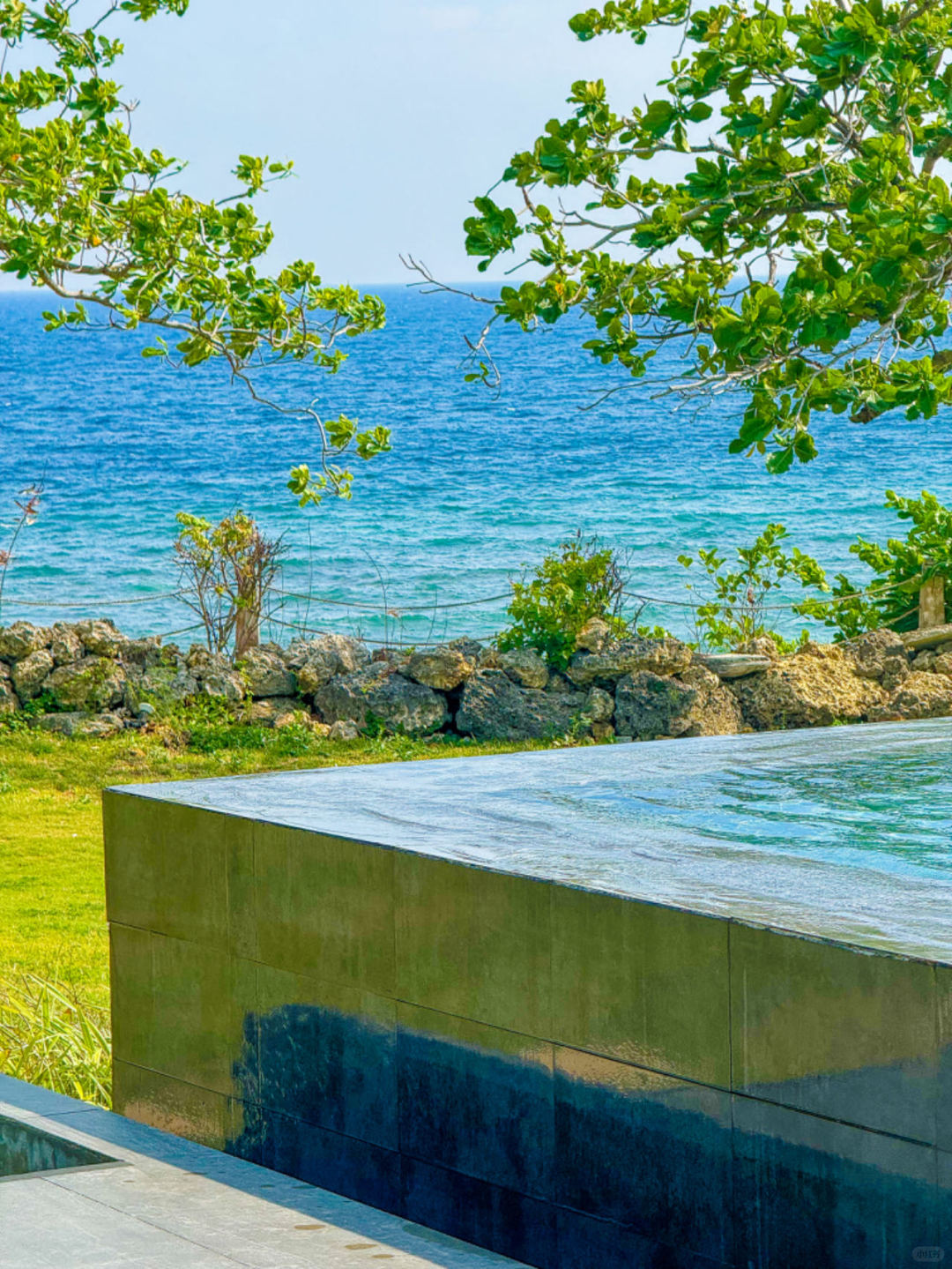 Cebu-Cebu and Bohol in the Philippines, the natural scenery for snorkeling is very beautiful