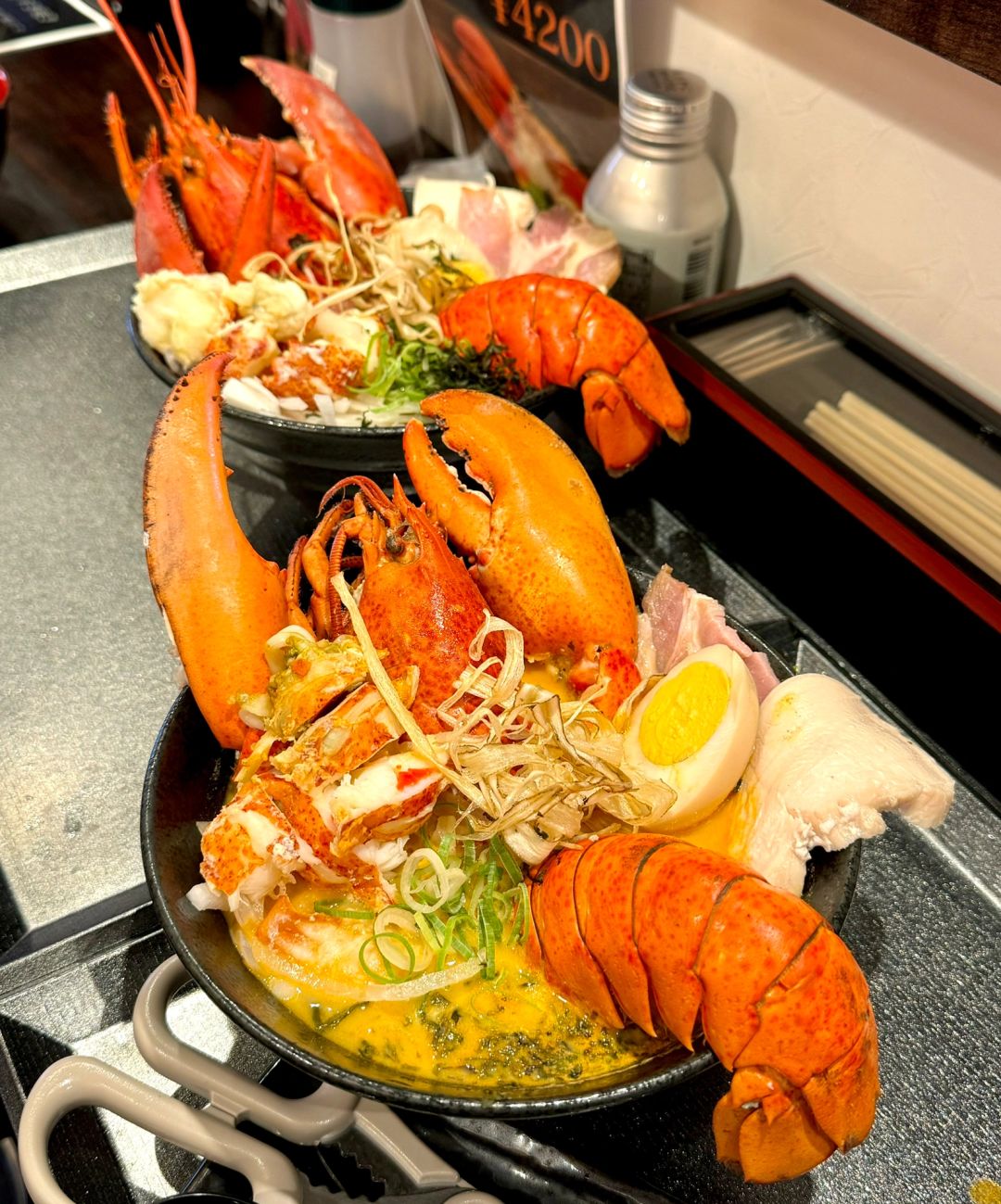 Osaka-Osaka EBI SIN Food Restaurant, ?experience the best lobster ramen for only 4200 yen