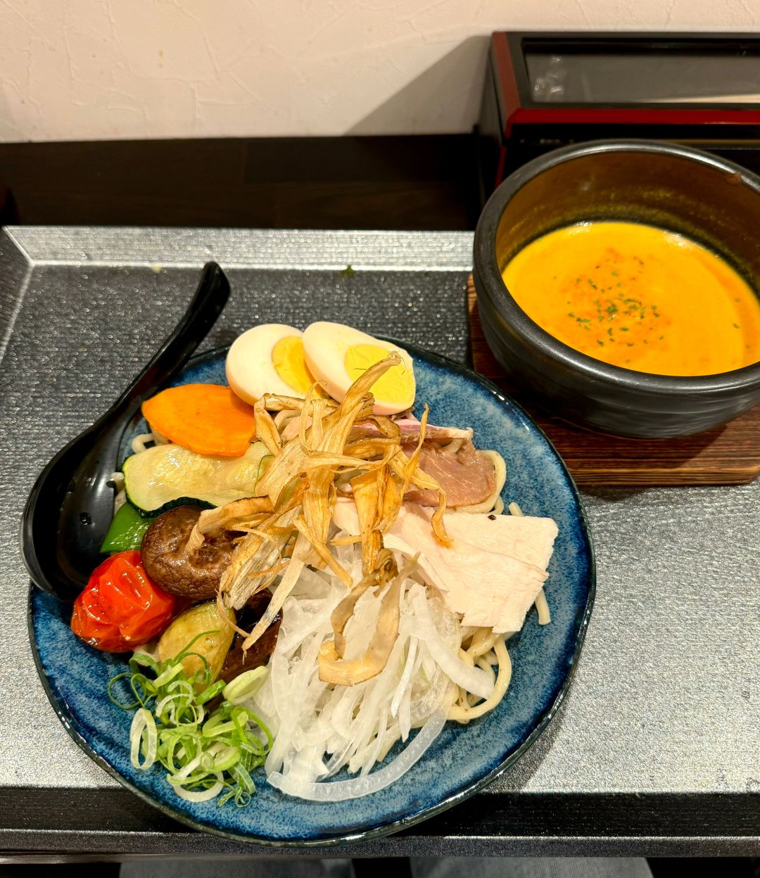 Osaka-Osaka EBI SIN Food Restaurant, ?experience the best lobster ramen for only 4200 yen
