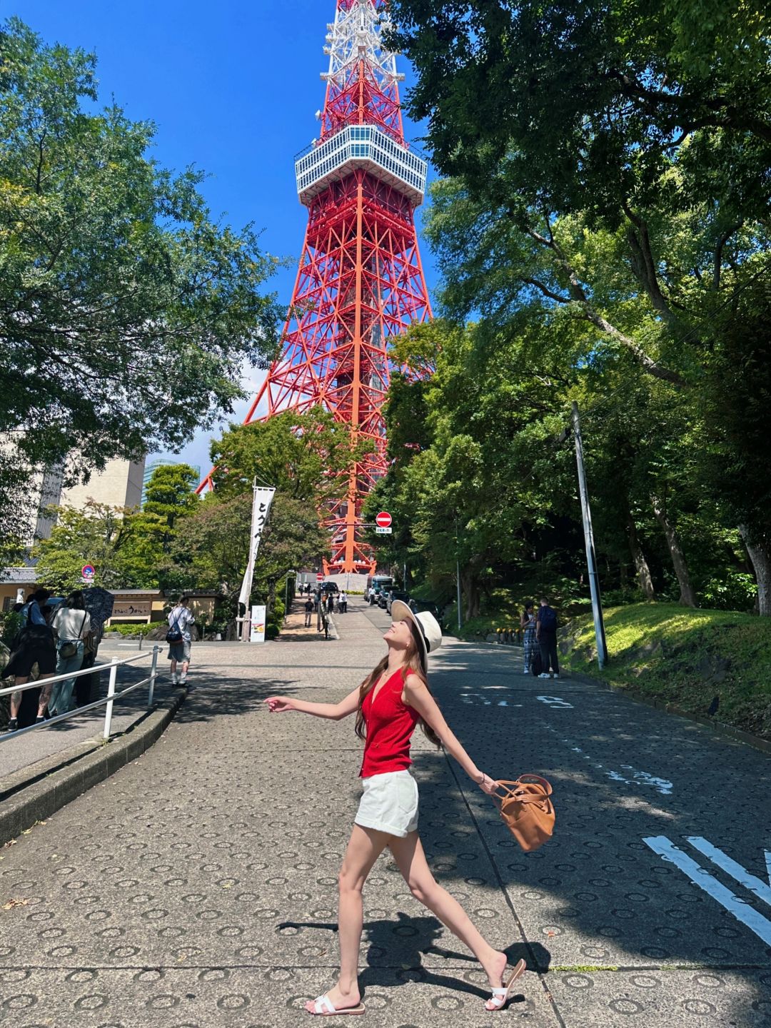 Tokyo-6 best photo spots near Tokyo Tower, Japan, ?no need to queue and few people