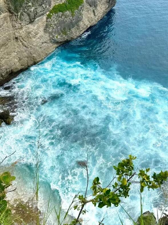 Bali-Bali Island Tour Lover's Cliff, Melasti Beach, Jimbaran Sunset and Tanah Lot Temple