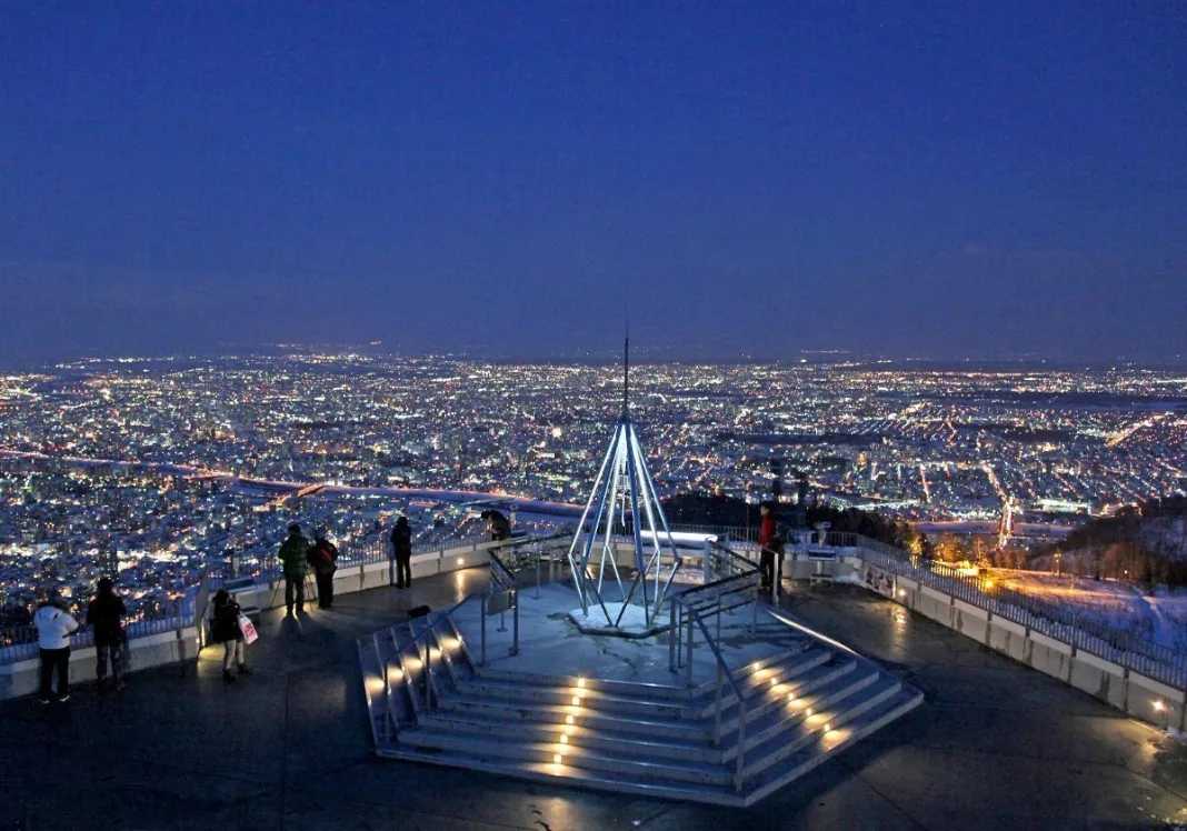 Sapporo/Hokkaido-complete collection of Hokkaido nightlife attractions! (night views, nightclubs, night markets, pubs)