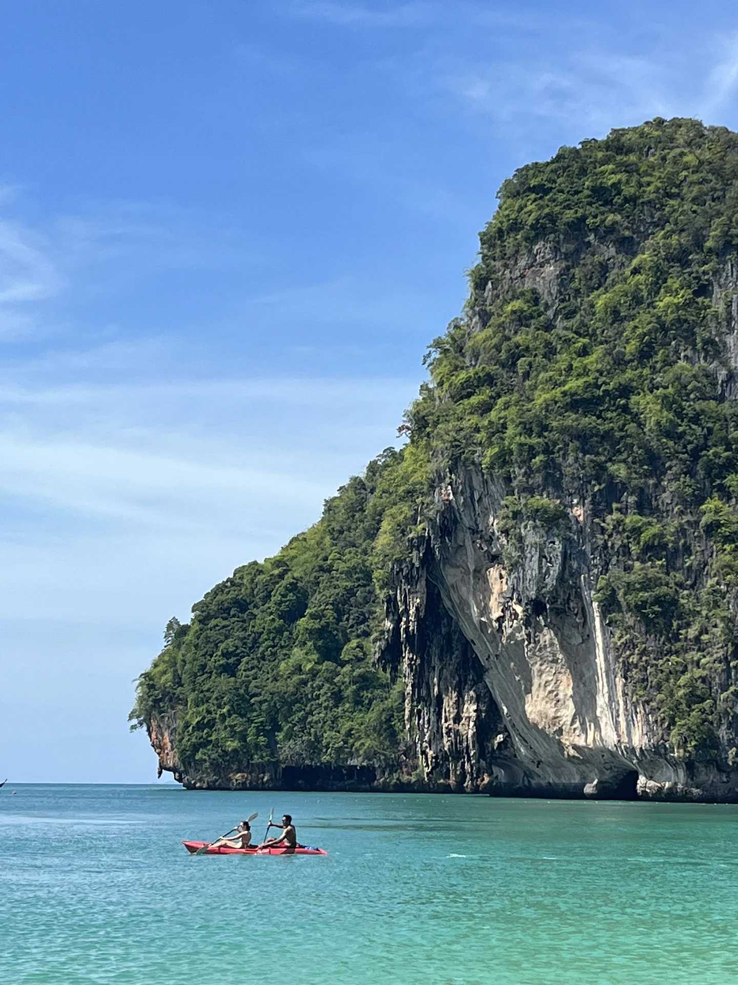 Krabi-Travel to Aonang Fiore Resort, Railay Beach, Krabi, a world-famous rock climbing paradise