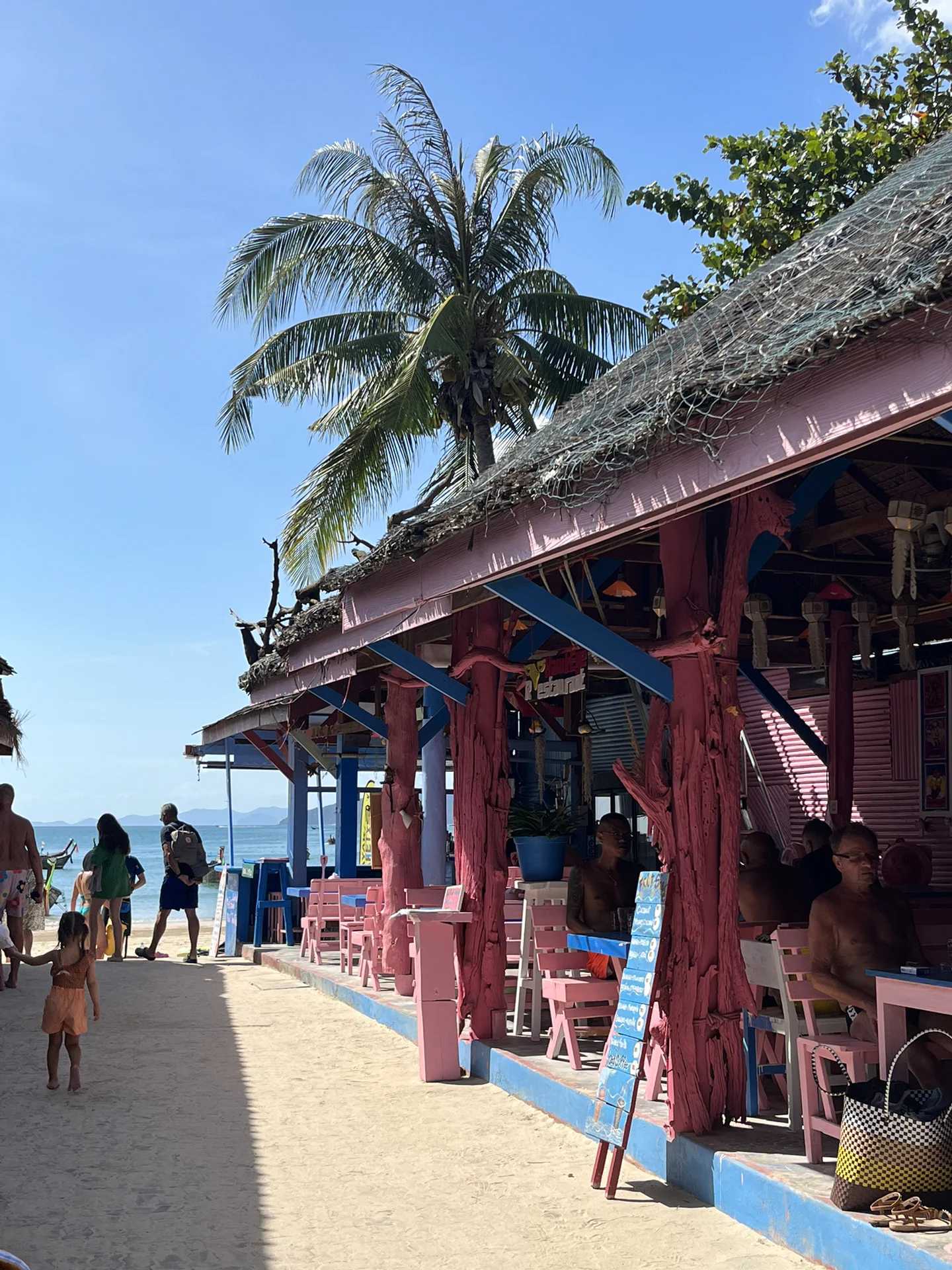 Krabi-Travel to Aonang Fiore Resort, Railay Beach, Krabi, a world-famous rock climbing paradise