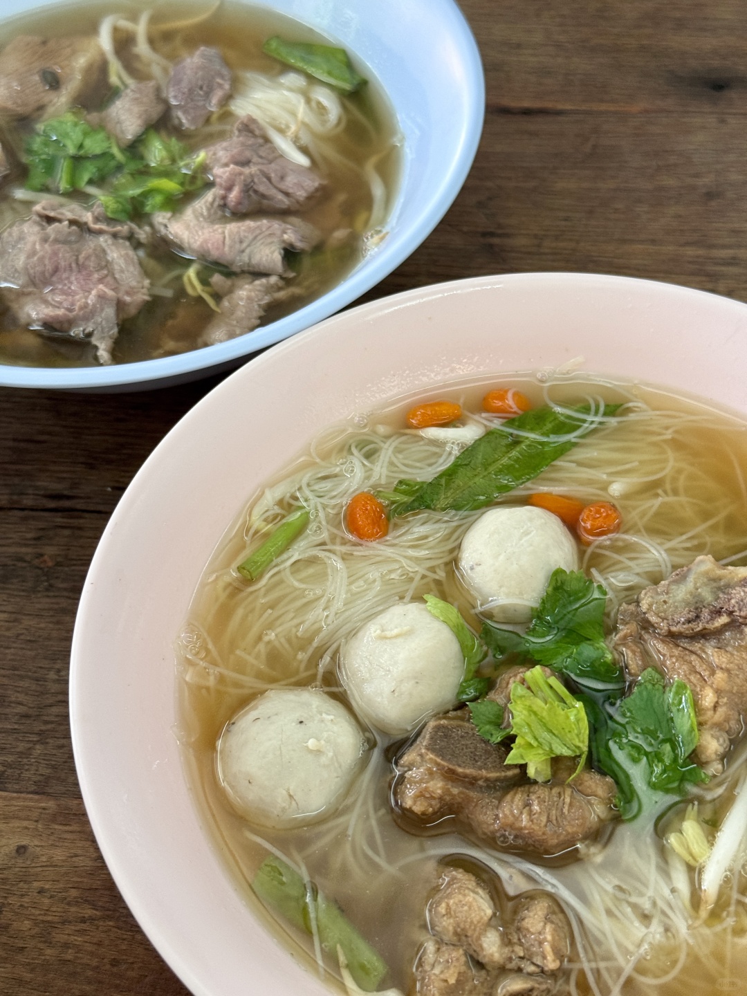 Chiang Mai-Ekachan kachan, Ancient Beef Thai Cuisine and Blue noodle Michelin restaurant reviews