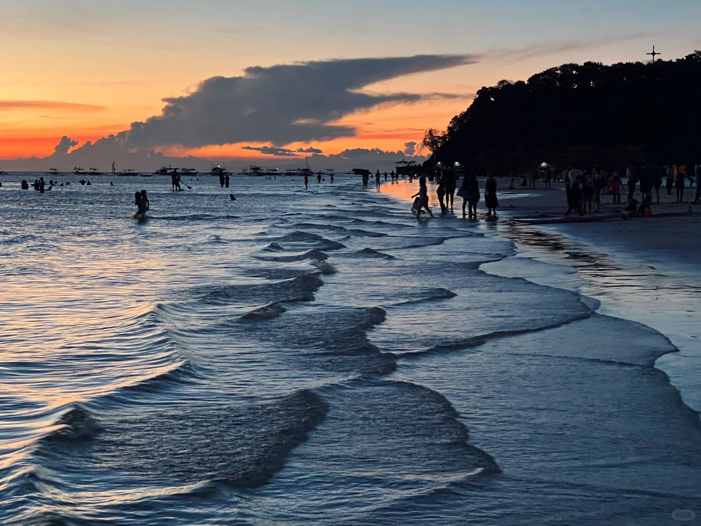 Boracay-Boracay, eternal summer and gentle sea breeze, everything is so vibrant