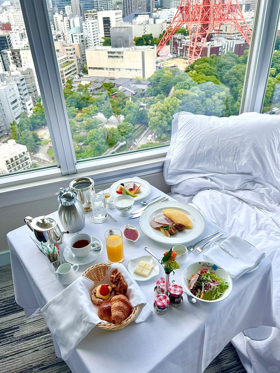Tokyo-The Prince Park Tower Tokyo, ?Panoramic Corner King Room, Best View in the Hotel