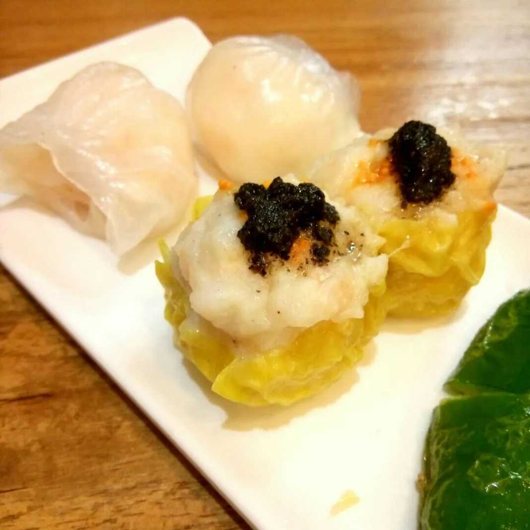 Hong kong-20 must-try restaurants in Hong Kong for afternoon tea, roast meat, dim sum, and supper