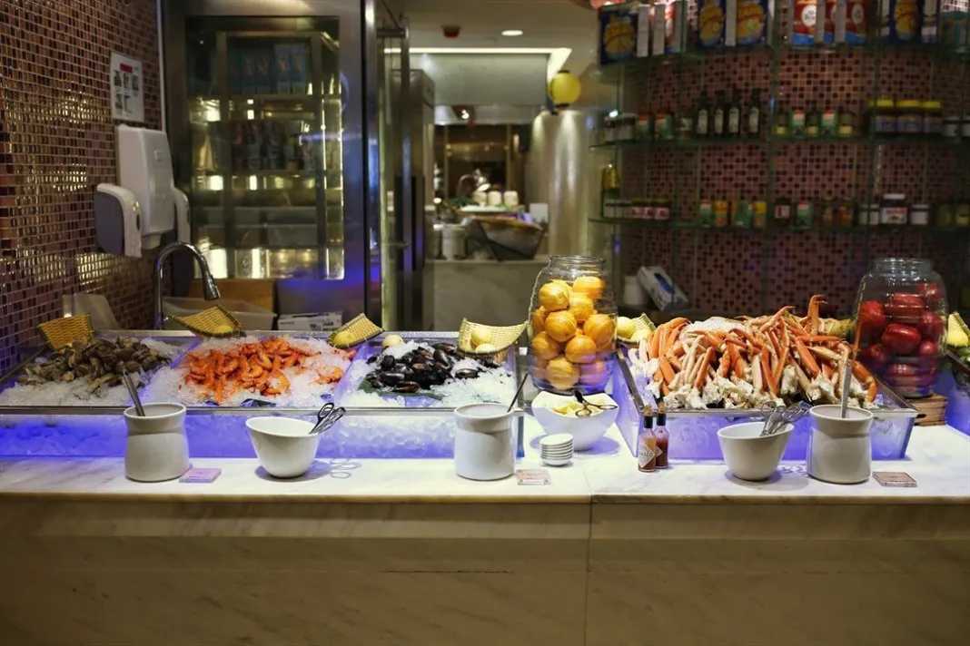 Hong kong-20 must-try restaurants in Hong Kong for afternoon tea, roast meat, dim sum, and supper
