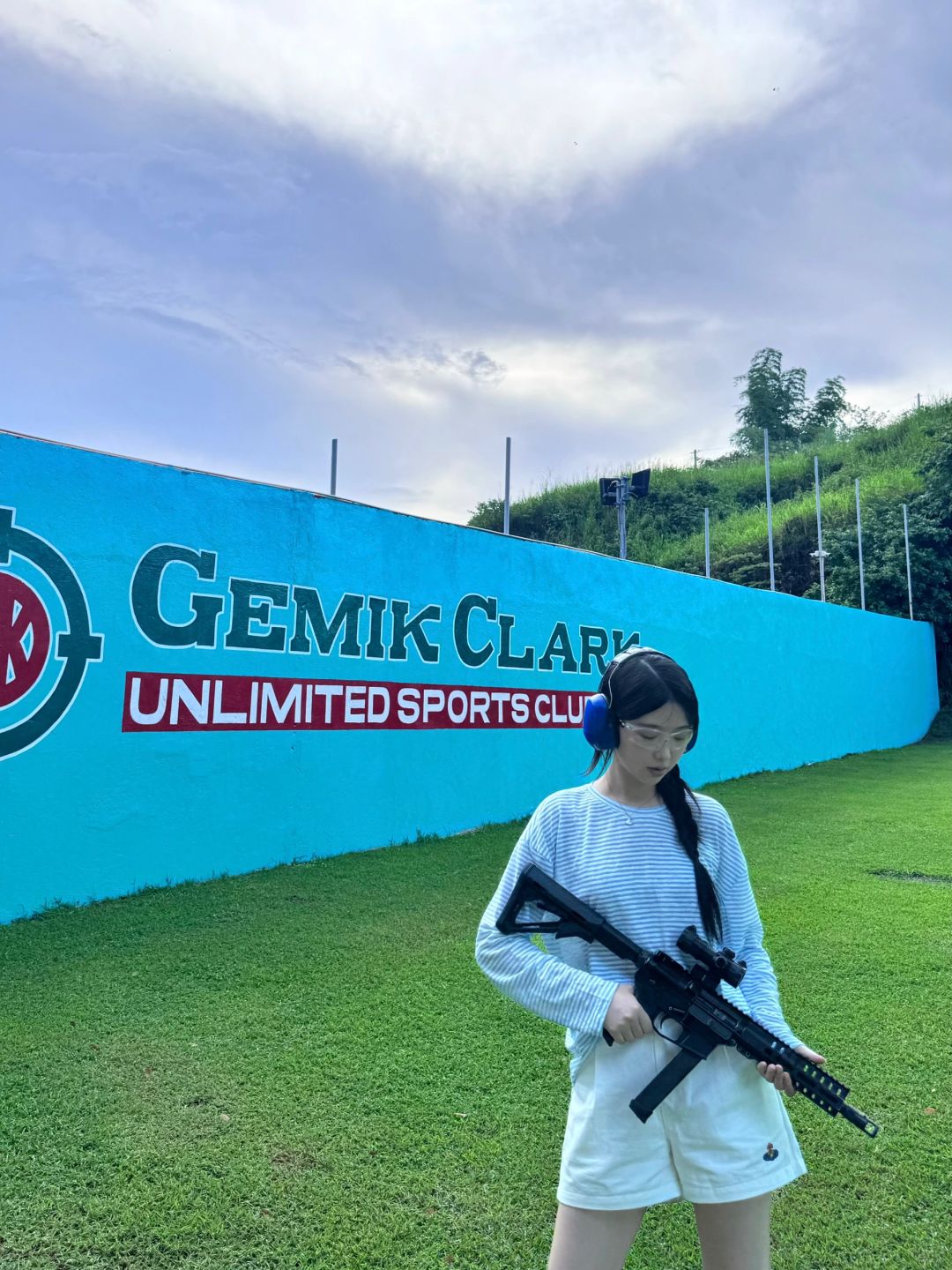 Clark/Angel City-Visit Angeles City Flying Club glider and GEMIK-CLARK shooting range in the Philippines