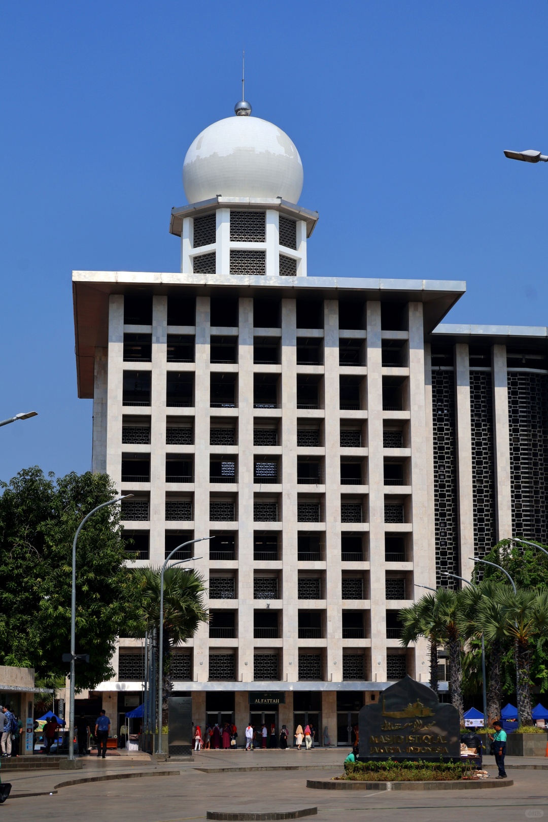 Jakarta-Free travel guide to Jakarta, Indonesia,? recommended hotel Yello Hotel Harmoni