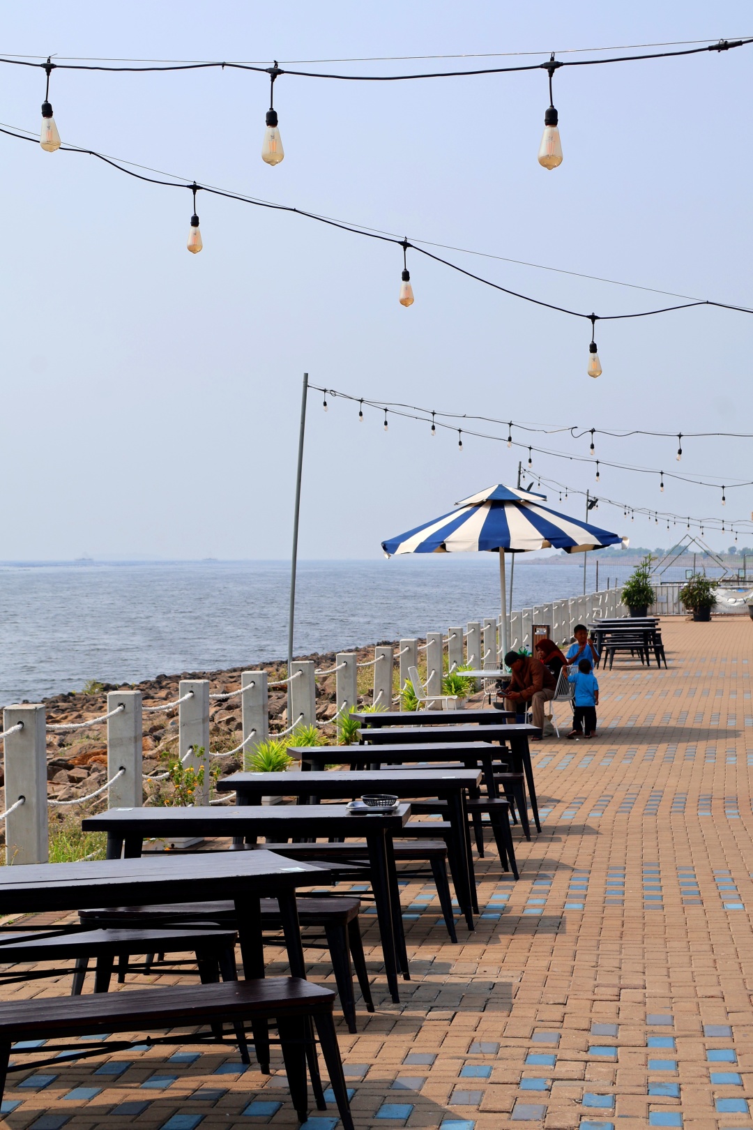 Jakarta-Free travel guide to Jakarta, Indonesia,? recommended hotel Yello Hotel Harmoni