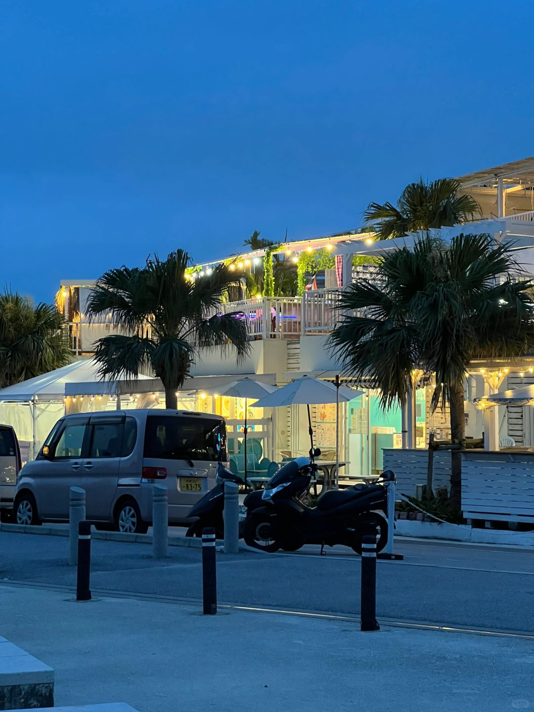Okinawa-Enjoy the night view of Senaga Island in Okinawa, Japan, the densest blue in the night sky