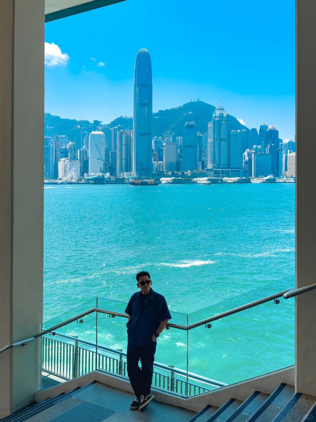 Hong kong-Experience the sunset ride and sightseeing bus in Hong Kong and explore the city at sunset
