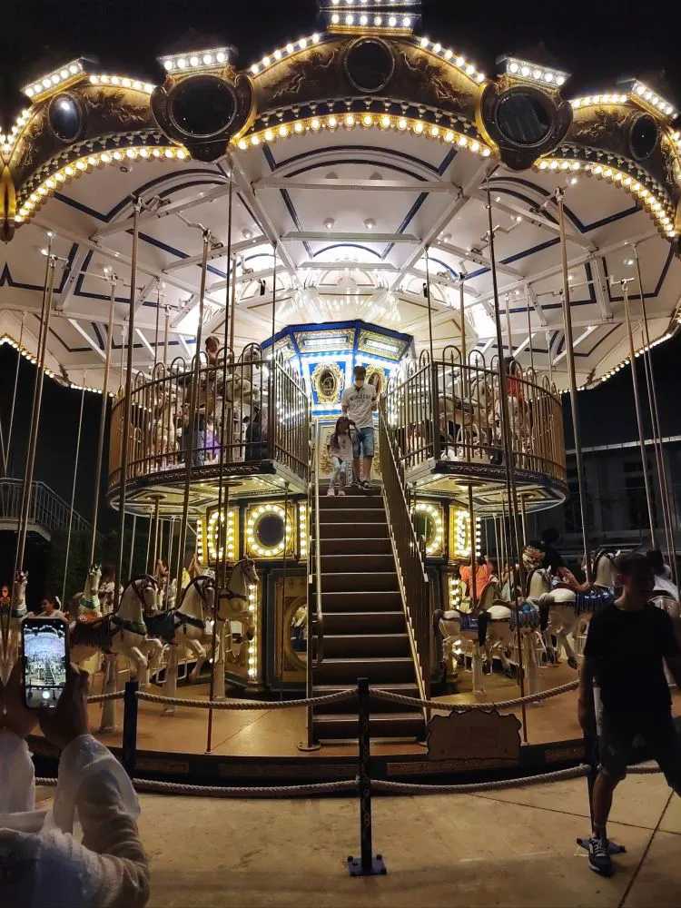 Bangkok-Asiatique Sky, Bangkok Ferris Wheel Night Market, Chao Phraya River so beautiful at night