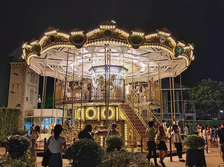 Bangkok-Asiatique Sky, Bangkok Ferris Wheel Night Market, Chao Phraya River so beautiful at night