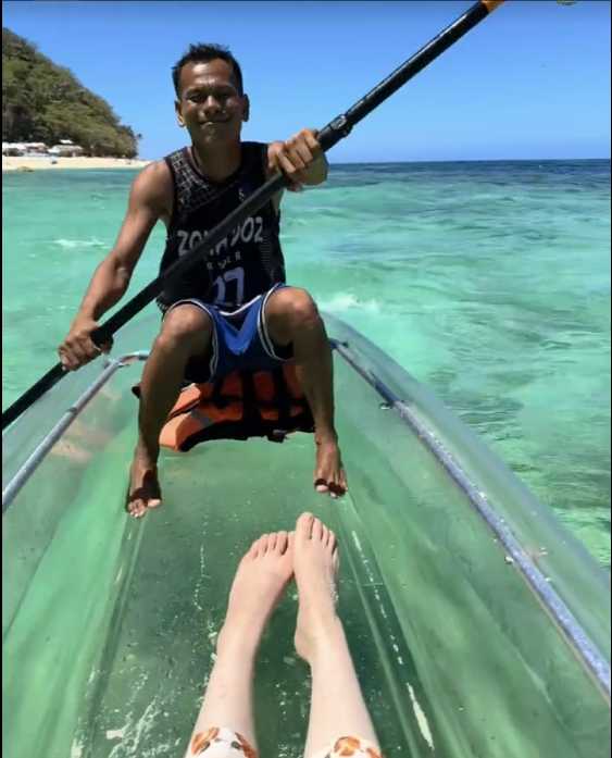 Boracay-Travel to Puka Beach in Boracay, Philippines, with few people and beautiful scenery