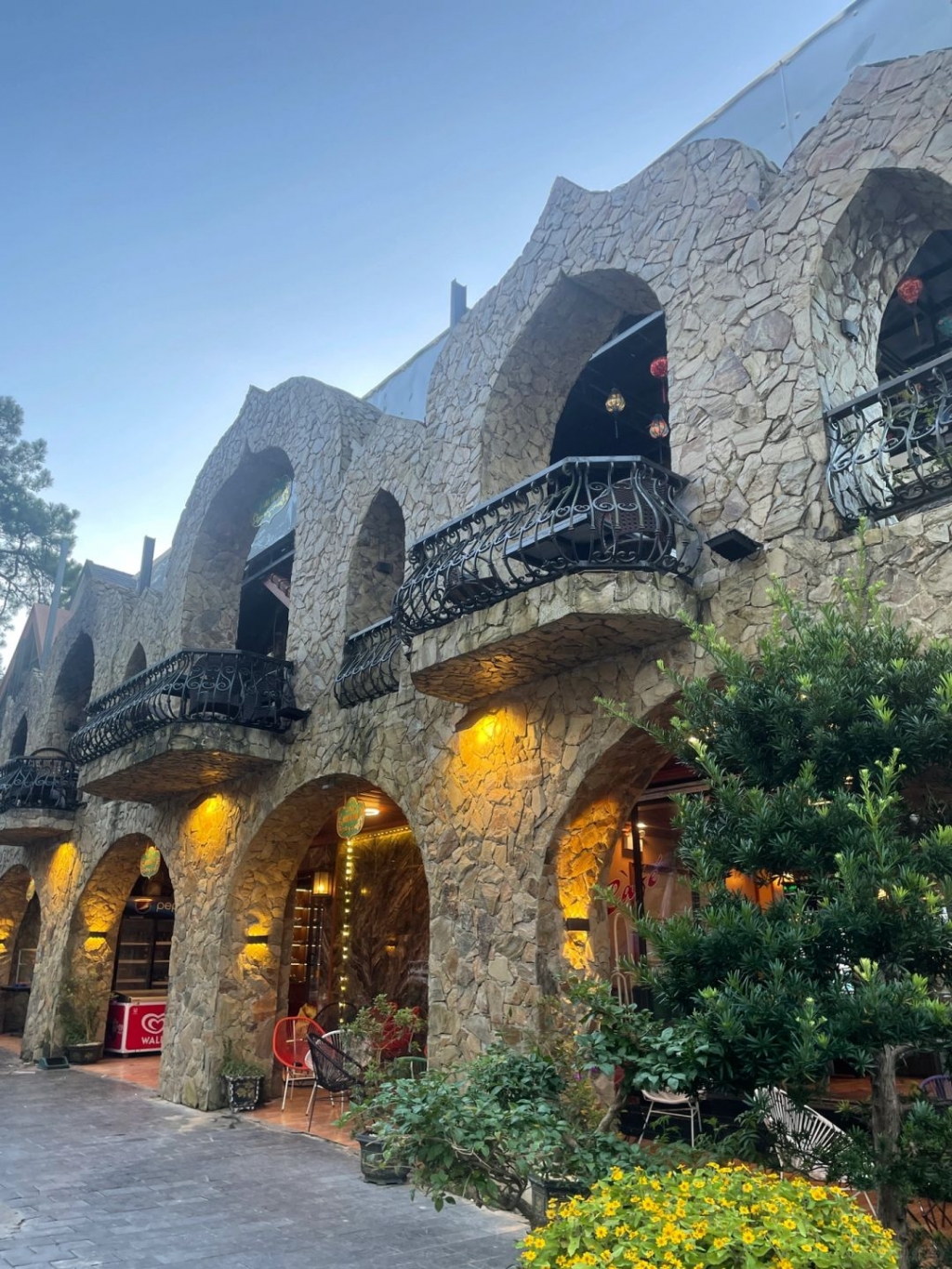 Hanoi-Tam Dao Mountain, a summer resort in Hanoi, Vietnam, enjoy the clouds in the morning and the sunshine at noon