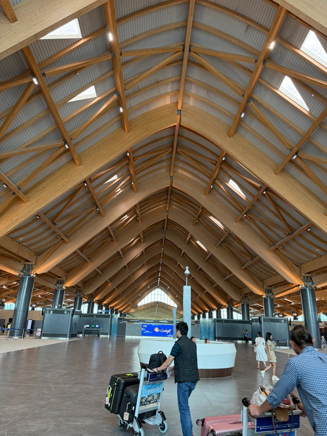 Clark/Angel City-Clark Airport has duty-free shops selling international brands such as Tiffany and Lacoste