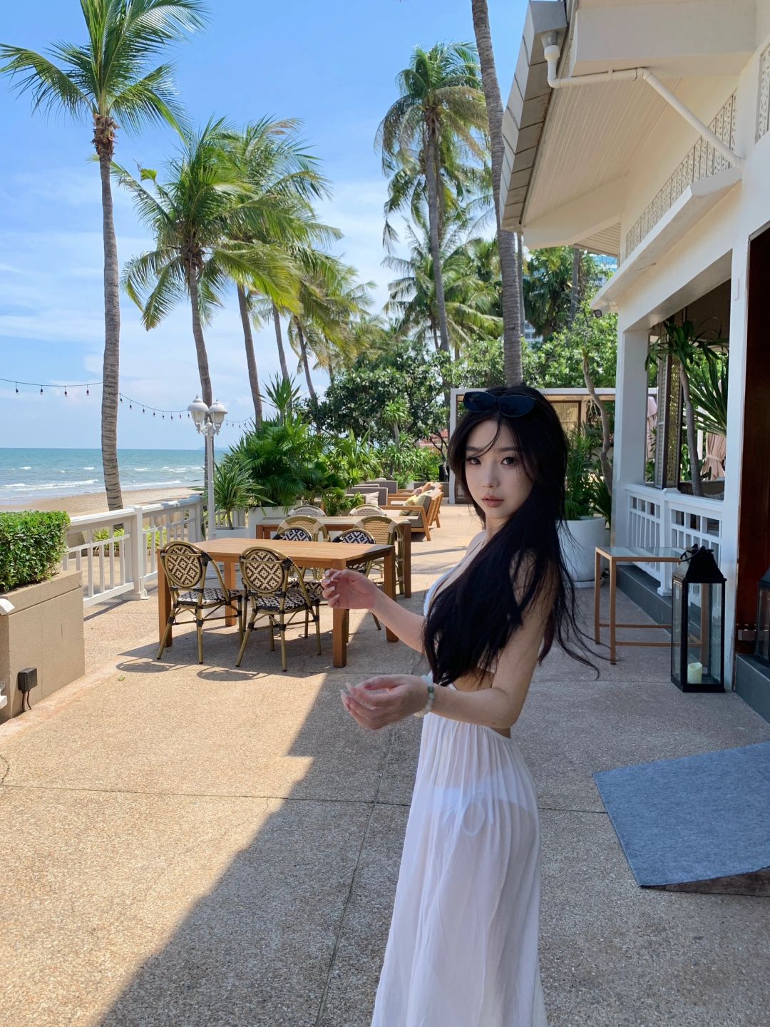 Hua Hin-Nomada restaurant on the beach in Hua Hin, Thailand, taste delicious seafood