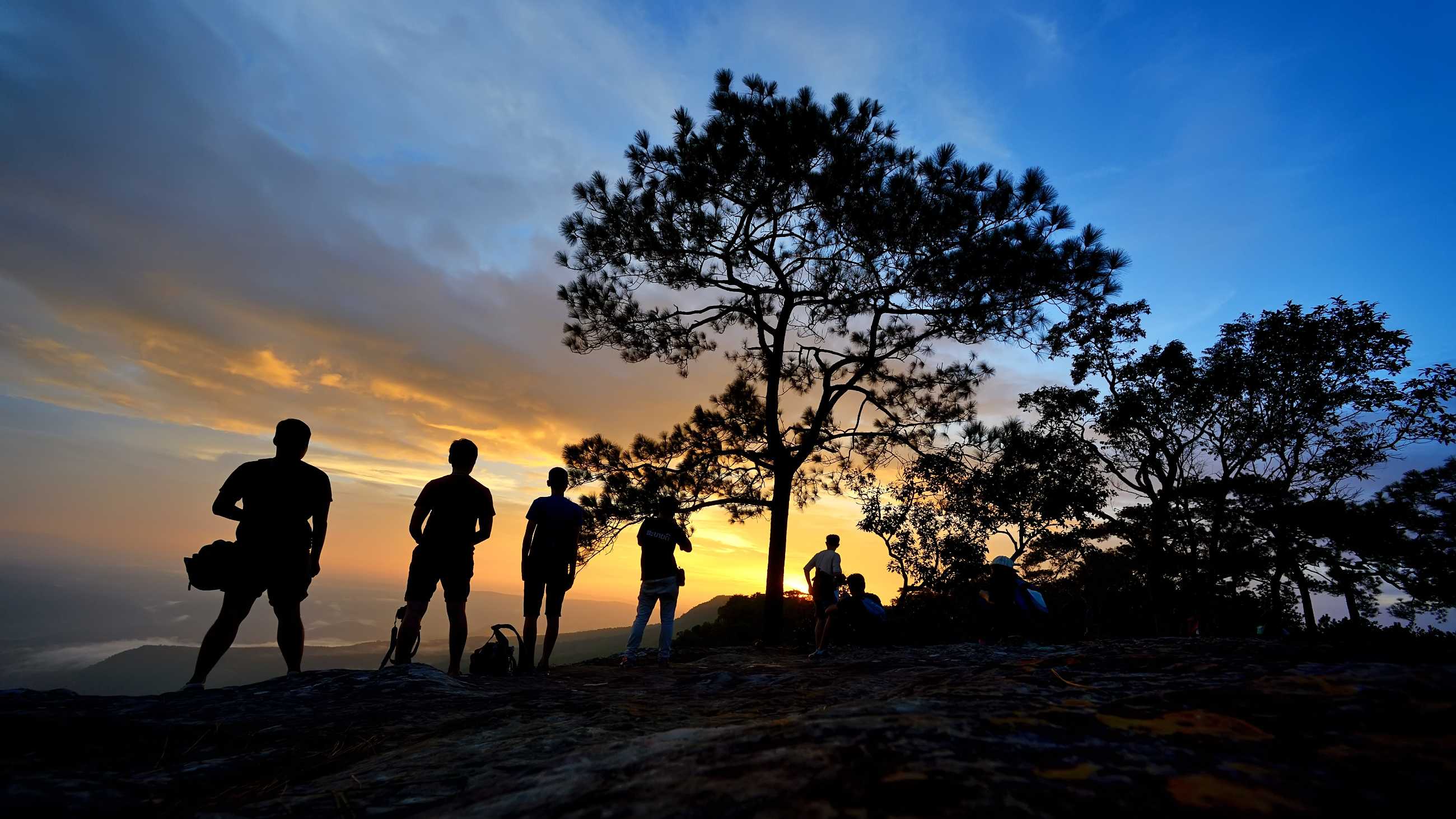 Bangkok-Phu Kradueng, Loei Province, one of the most famous natural tourist attractions in Thailand