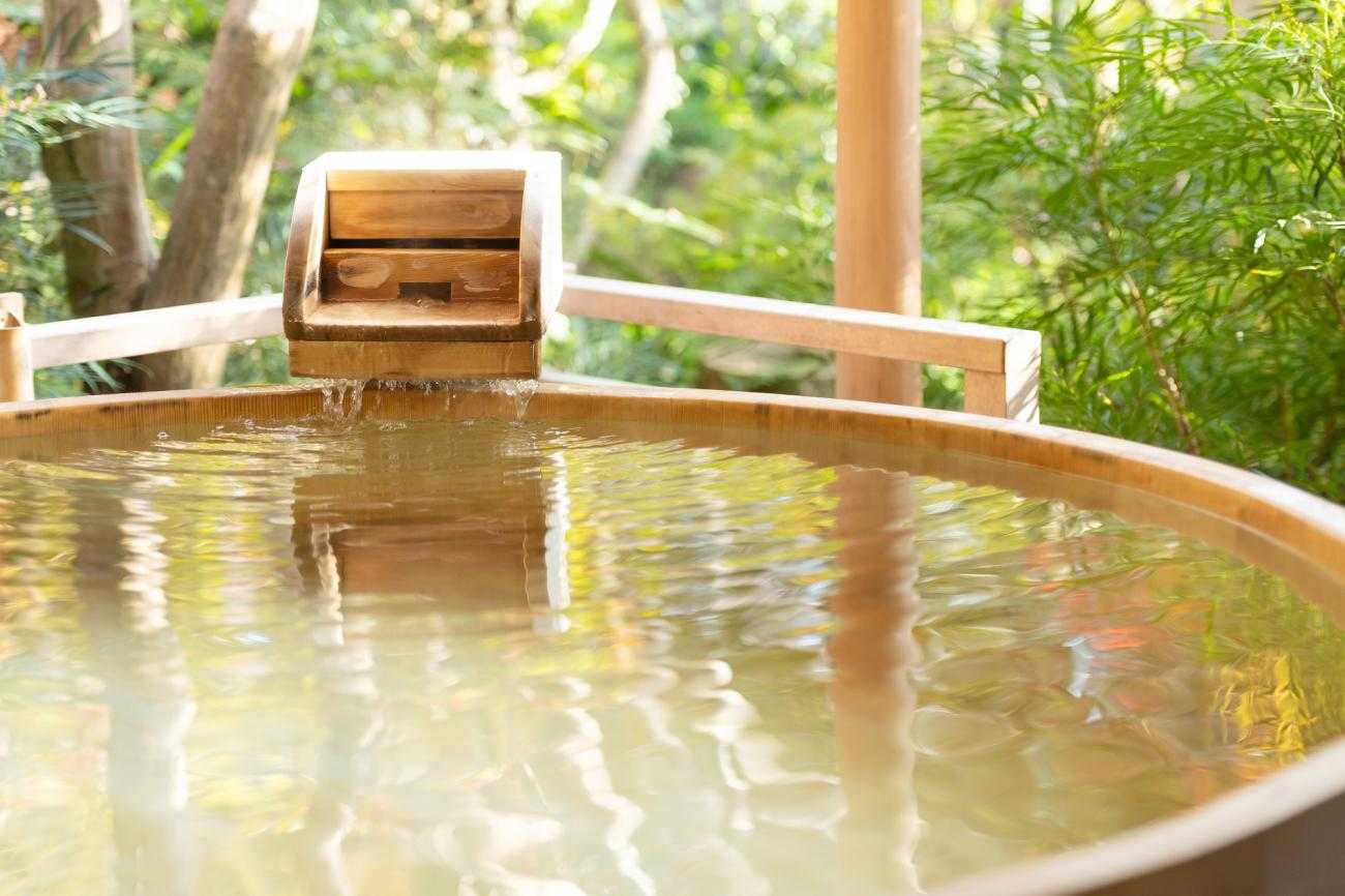 Osaka-Four healing hot spring hotels in Kyoto: ?experience local traditions and customs