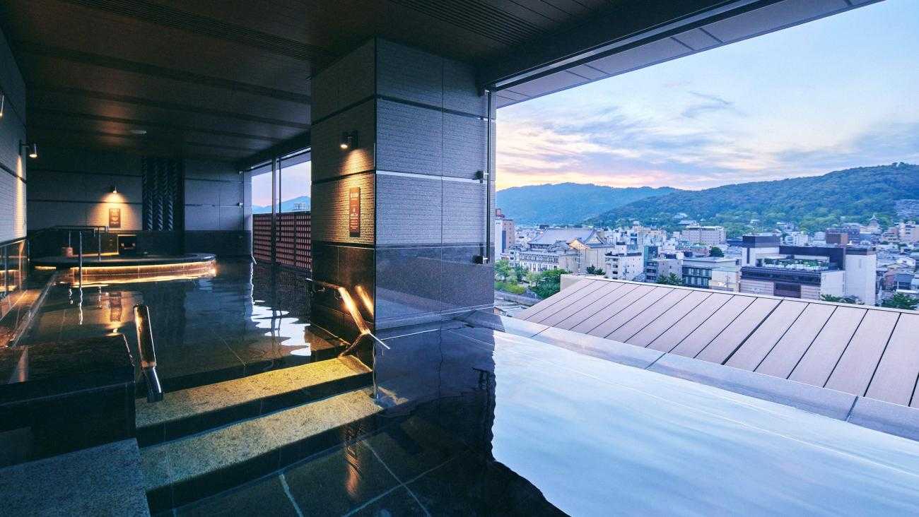 Osaka-Four healing hot spring hotels in Kyoto: ?experience local traditions and customs