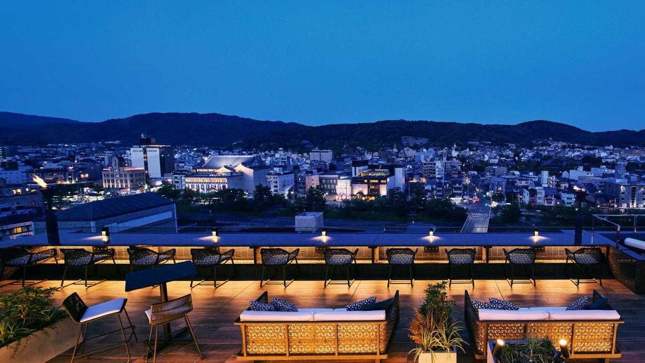 Osaka-Four healing hot spring hotels in Kyoto: ?experience local traditions and customs