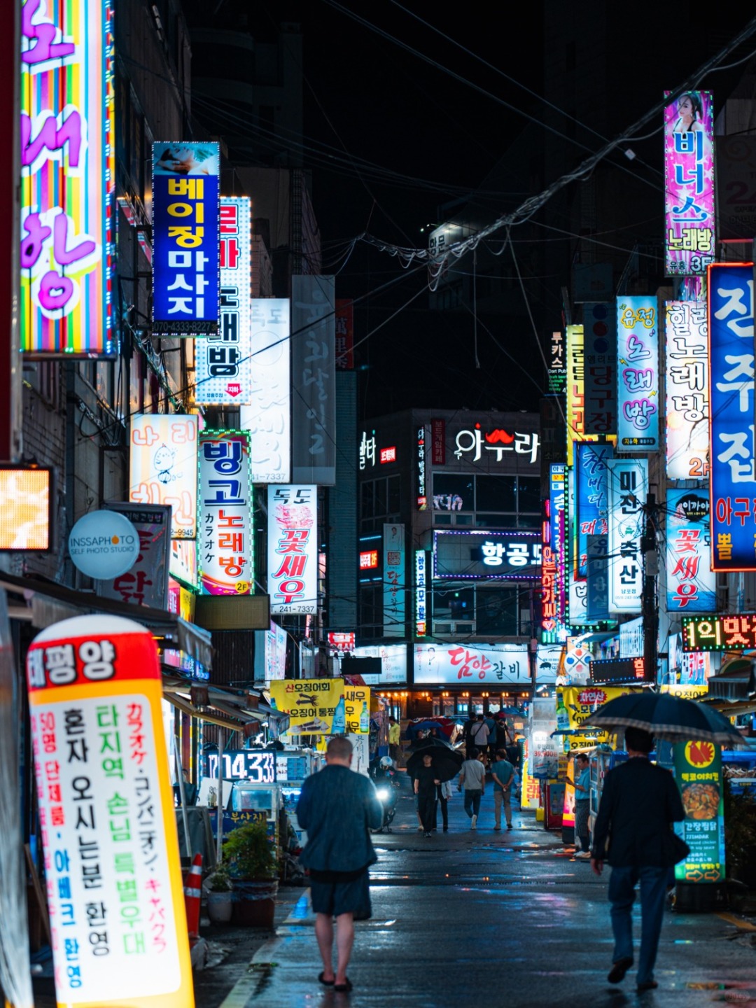 Busan/Jeju-Explore Korea's nightlife: ?not only K-pop stages, but also these lively alleys