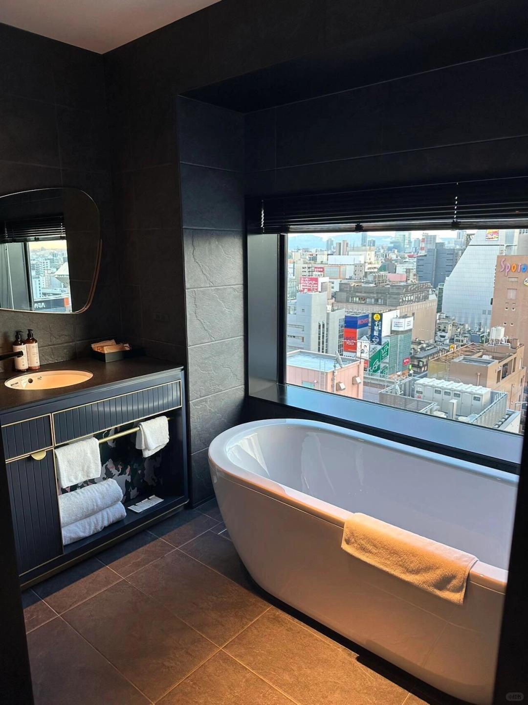 Tokyo-Mitsui Garden Hotel Gochome?, with Ginza and public baths in Tokyo, Japan downstairs