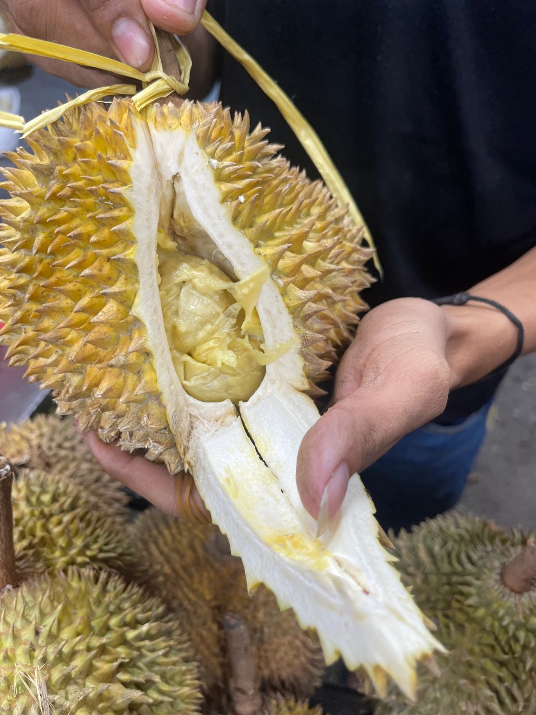 Jakarta-Jakarta Durian Street, ?eat durian until you burp, it is recommended to bargain in half