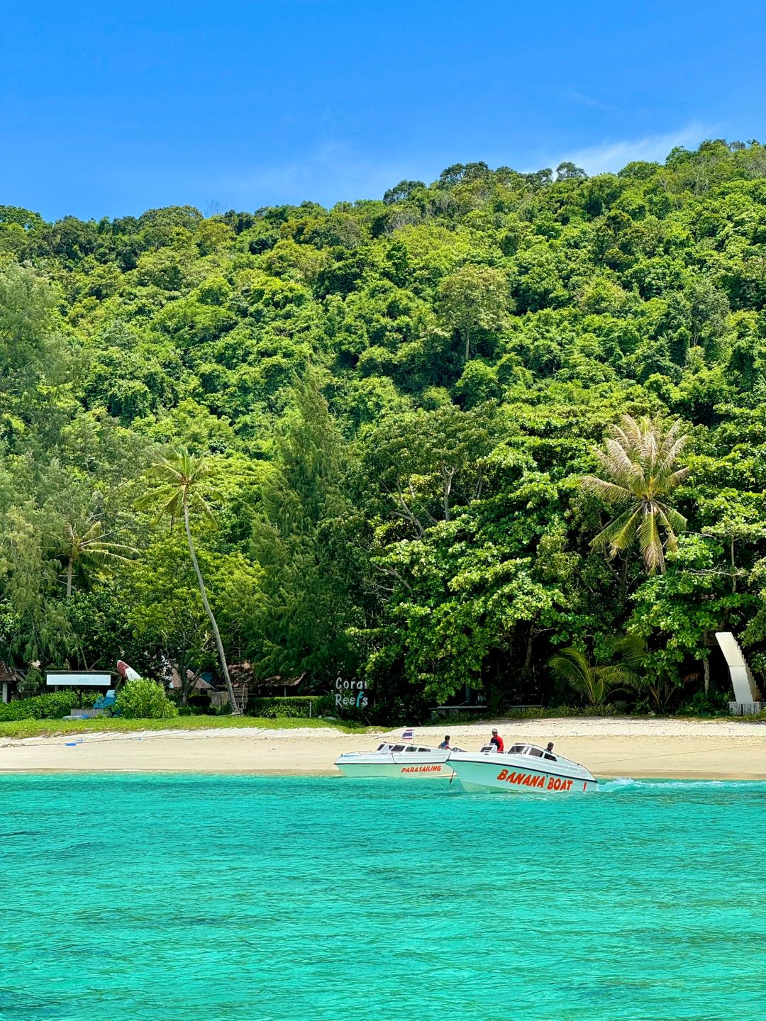 Phuket-Phuket Island Tour Cliff Cafe,? Karon Beach and Laem Sai Cup Cafe, a pleasant trip
