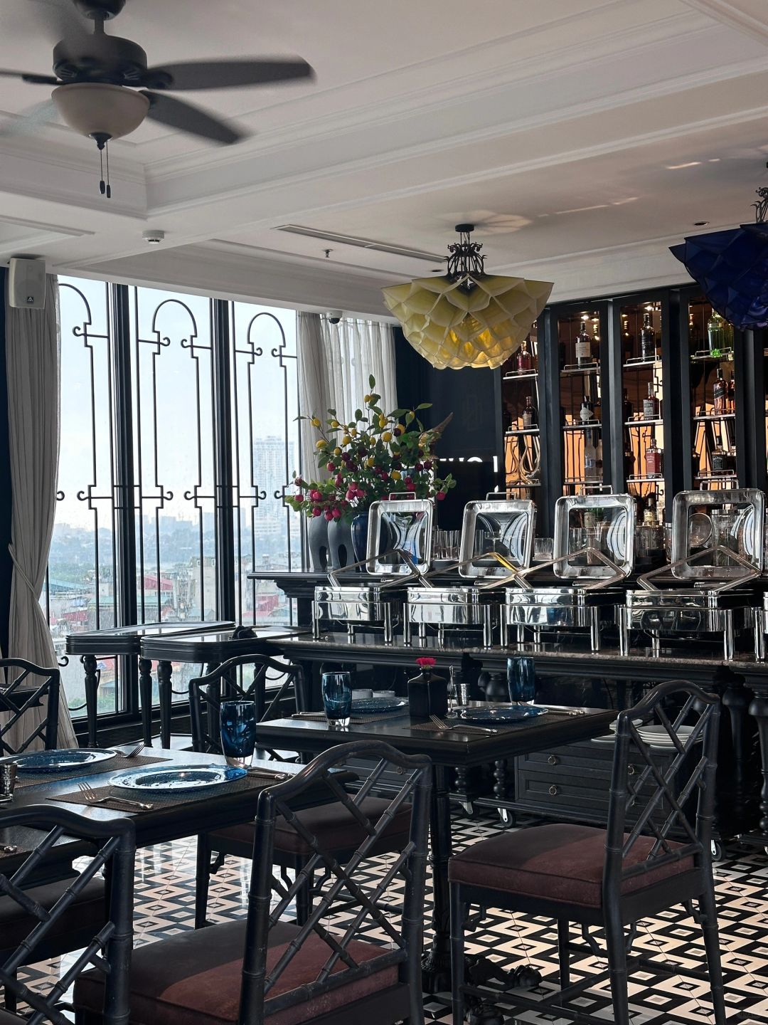 Hanoi-Siesta Premium Hang Be Hotel, French hotel in Hanoi, offers a rich and delicious breakfast