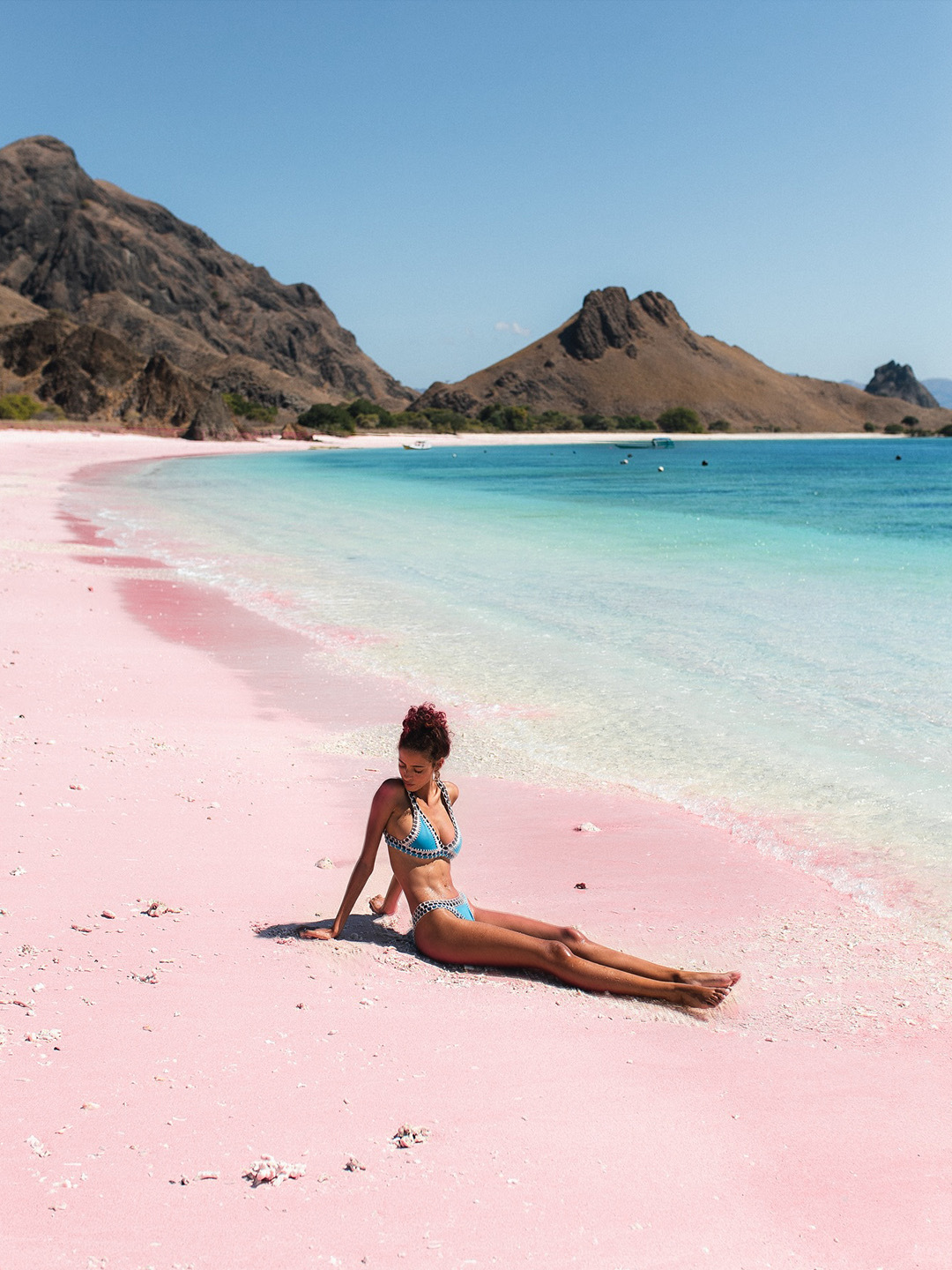 Bali-Travel guide to Komodo, Indonesia, visit Pink Beach, Komodo Park, Manta Point and Makassa Bay