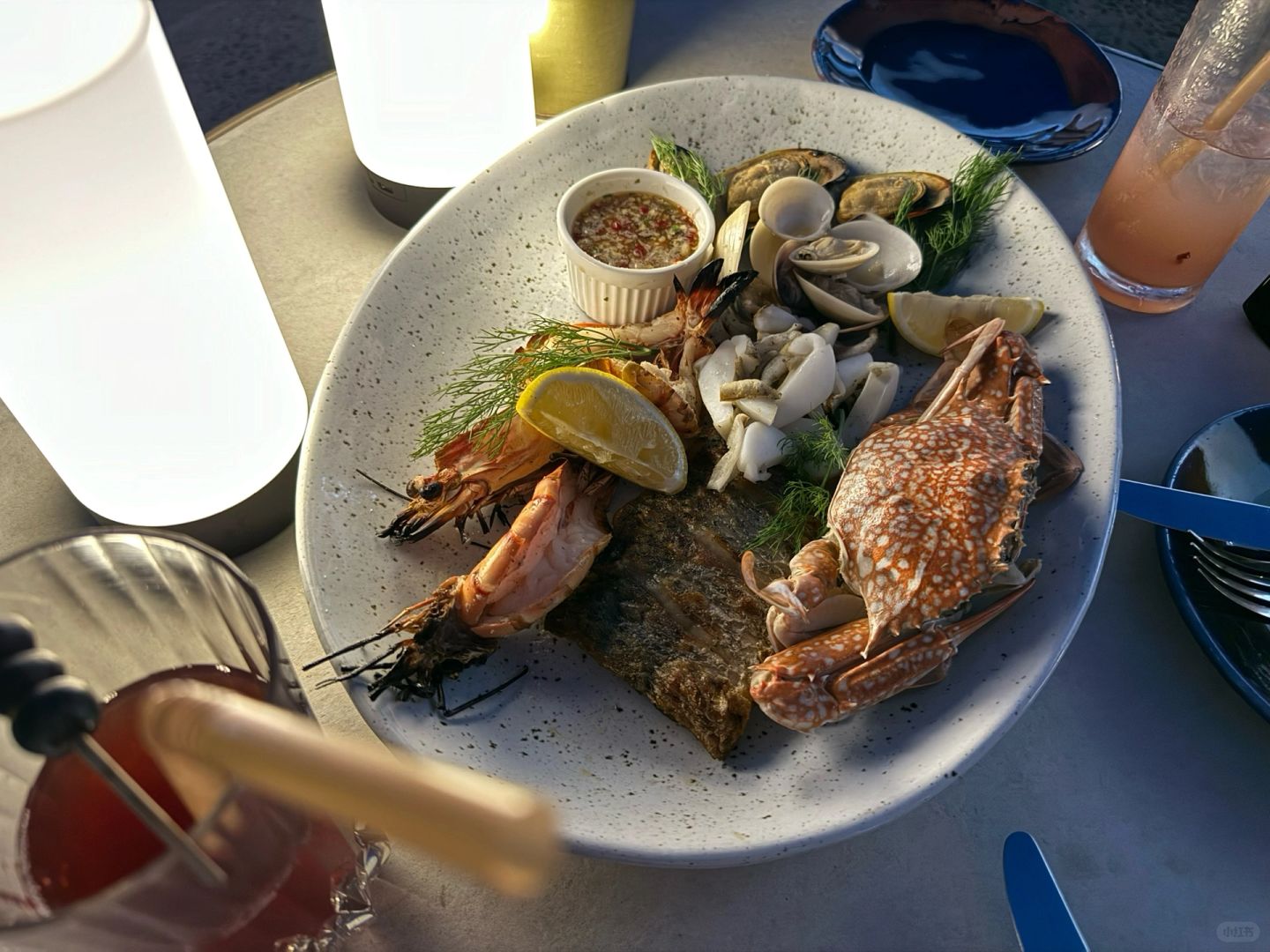 Hua Hin-Hua Hin Beach Club outdoor swimming pool, ?enjoy a pleasant seaside night