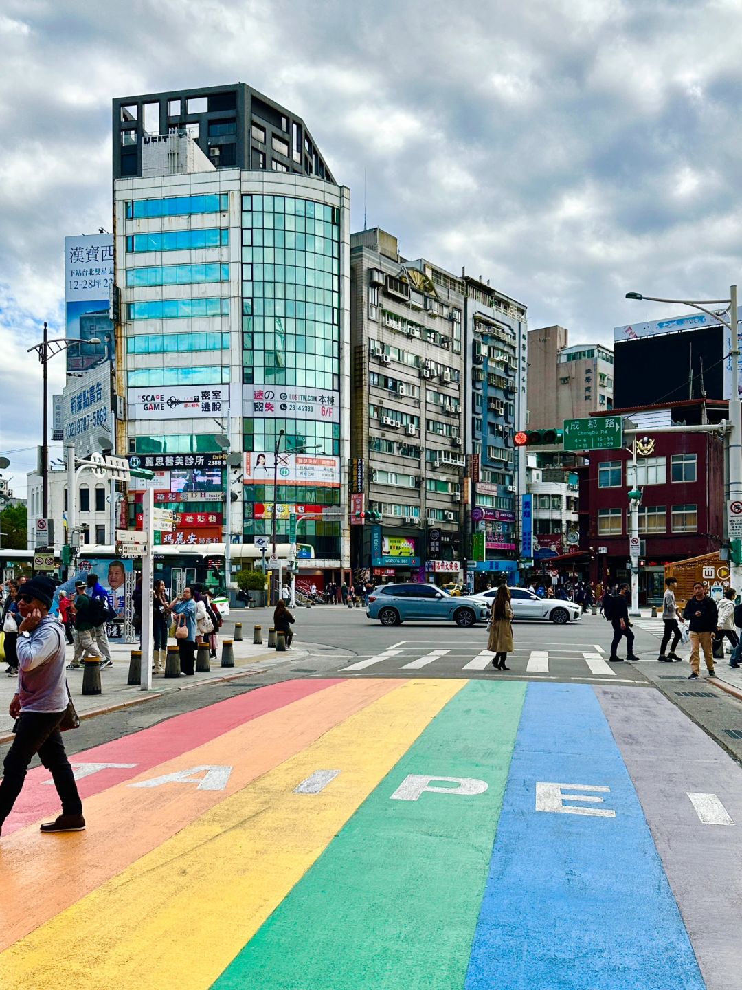 Taiwan-3-day travel guide to Taipei. ?Visit Ximending, Shilin Night Market and Elephant Mountain