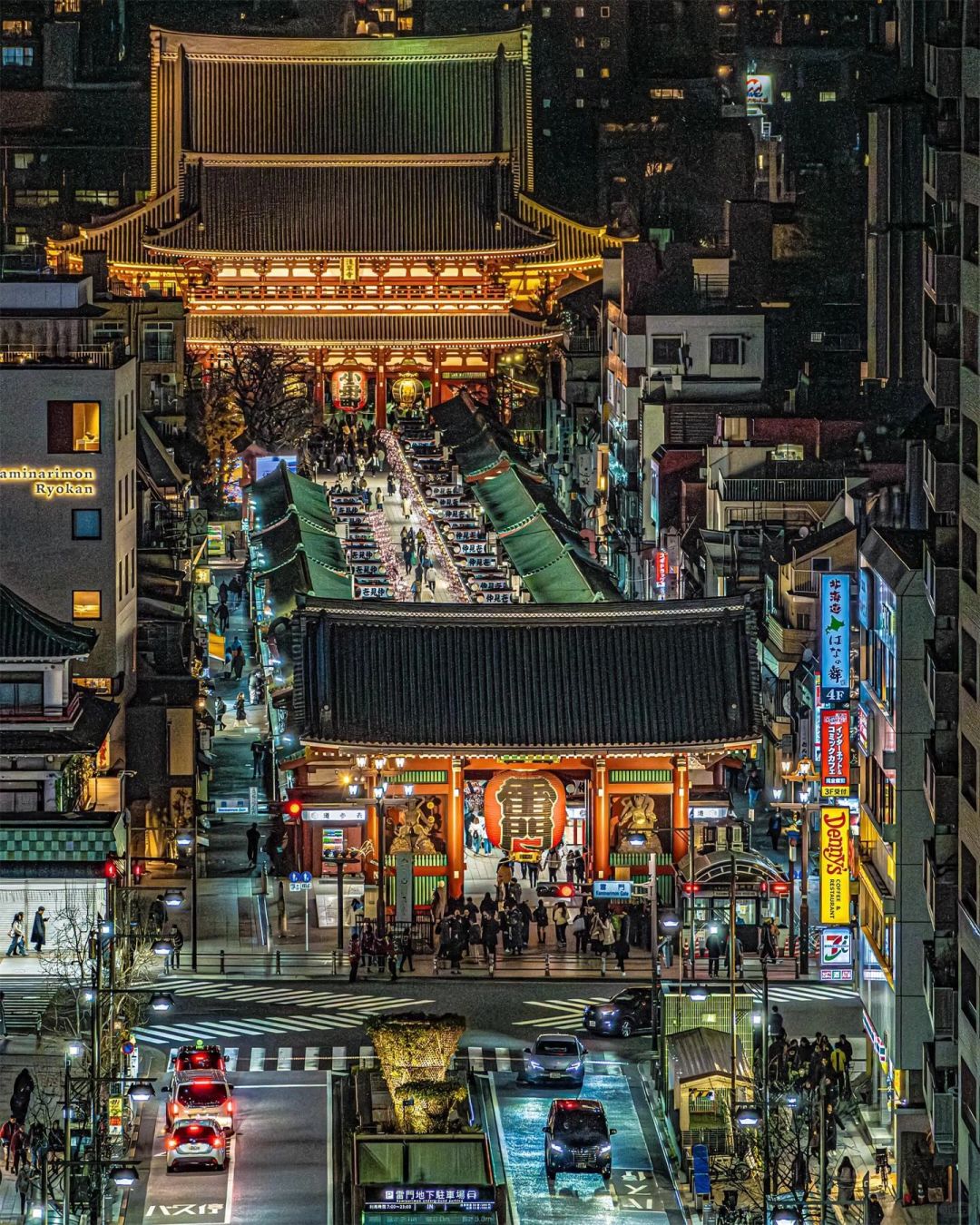 Osaka-Dotonbori, Osaka, Japan, delicious food and vitality, bustling streets and flashing neon lights