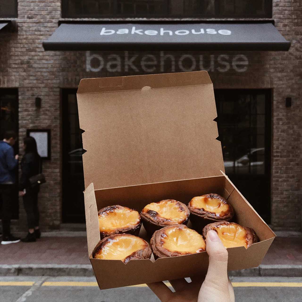 Hong kong-Hong Kong Bakehouse,?the best egg tarts and croissants, produced by the chef of Four Seasons Hotel