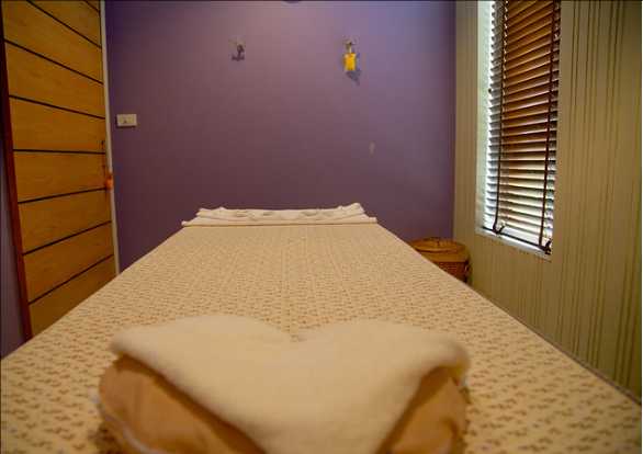 Hua Hin-Hua Hin, Thailand - White sand Massage and spa - Affordable and clean massage shop in Hua Hin city