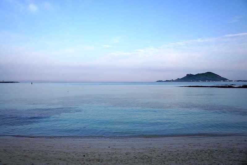Busan/Jeju-Jeju Island, early morning walk along the Jejae Beach and the Wolryeong-ri Cactus Trail