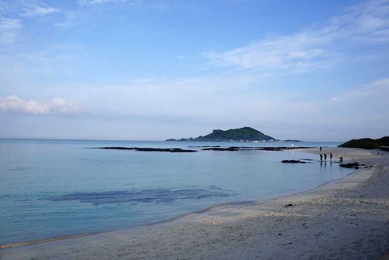 Busan/Jeju-Jeju Island, early morning walk along the Jejae Beach and the Wolryeong-ri Cactus Trail
