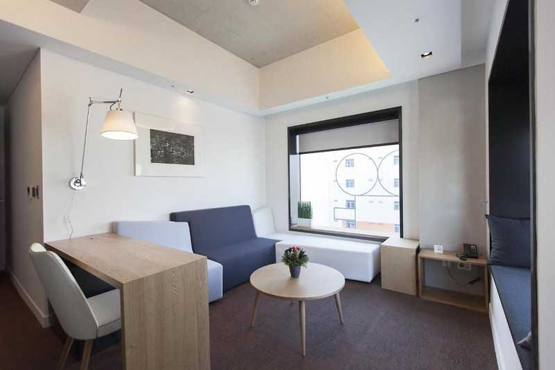 Seoul-Stay B Hotel in Myeongdong, Seoul. ?A high-value hotel with convenient transportation