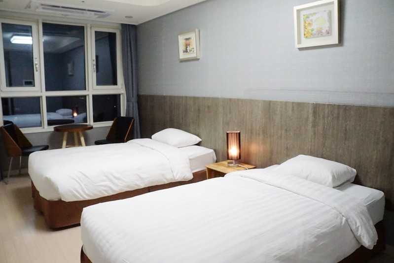 Seoul-Enjoy the convenience of home at EVER 8 Serviced Apartment Hotel in Ewha Sinchon, Seoul