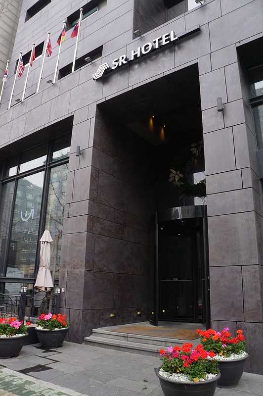 Seoul-SR Hotel Magok. A designer hotel near Gimpo Airport with large space and low price