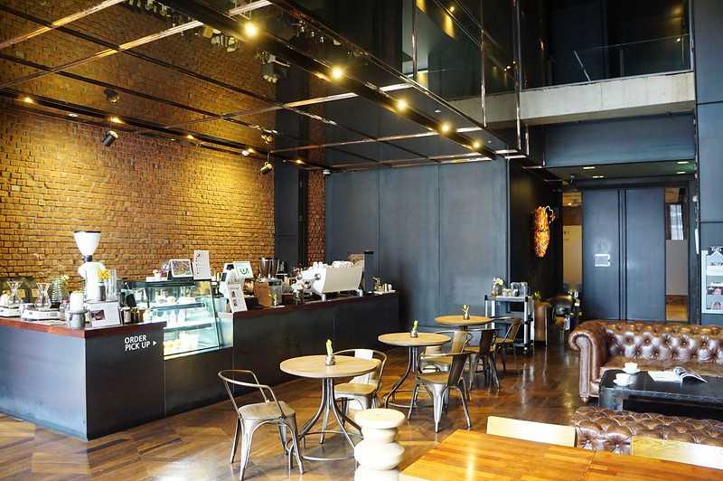 Seoul-SR Hotel Magok. A designer hotel near Gimpo Airport with large space and low price