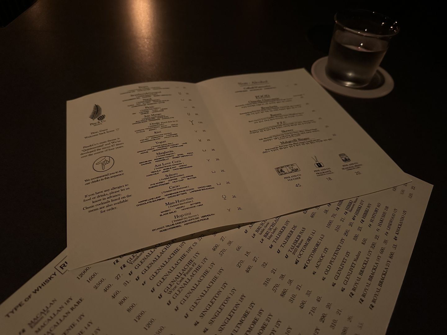Seoul-Pine & Co Bar in Seoul,?the noise level here is just right, and the music is also very good