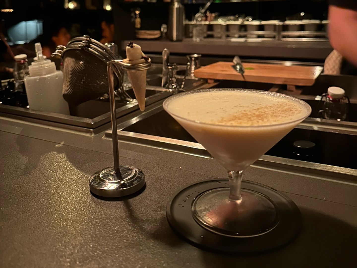 Seoul-Pine & Co Bar in Seoul,?the noise level here is just right, and the music is also very good
