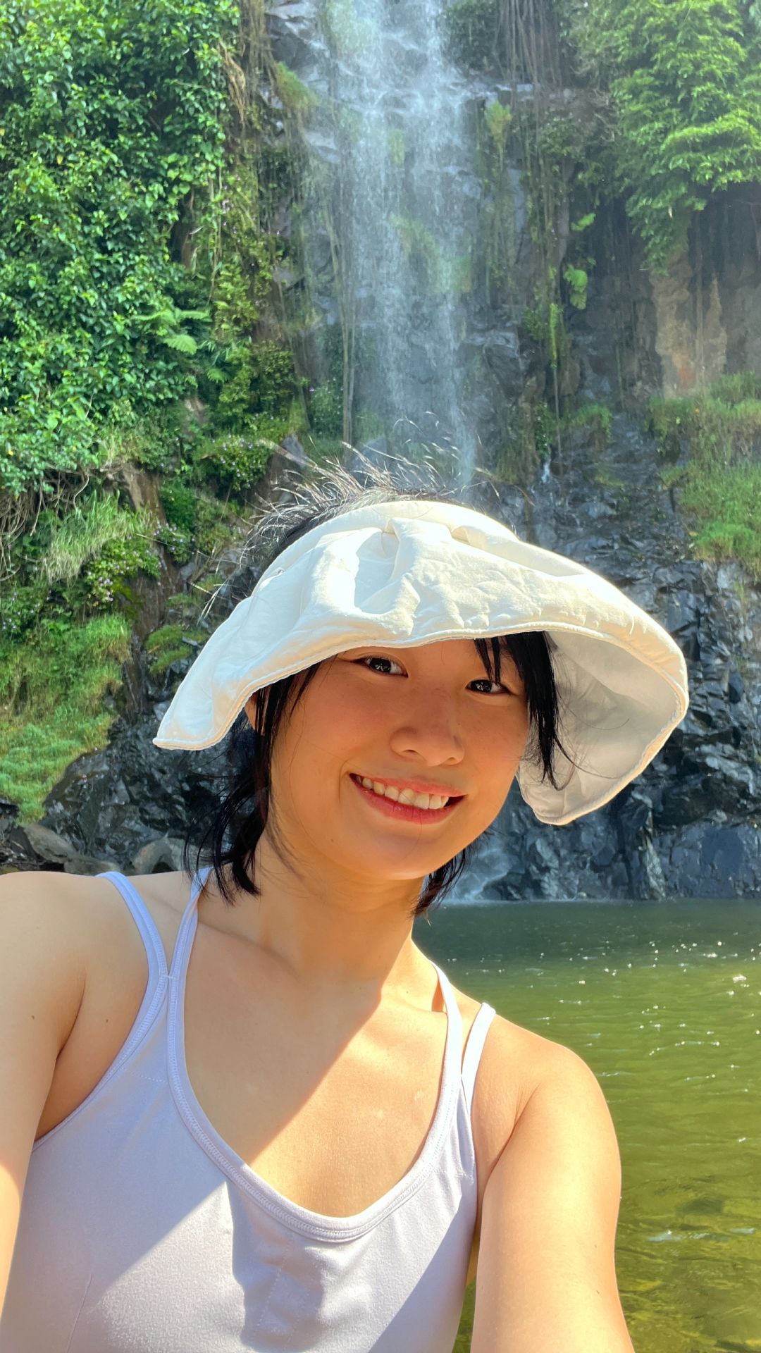 Jakarta-Bukit Daolong Bidadari Waterfall, Jakarta, the largest waterfall in Bogor Sentul area