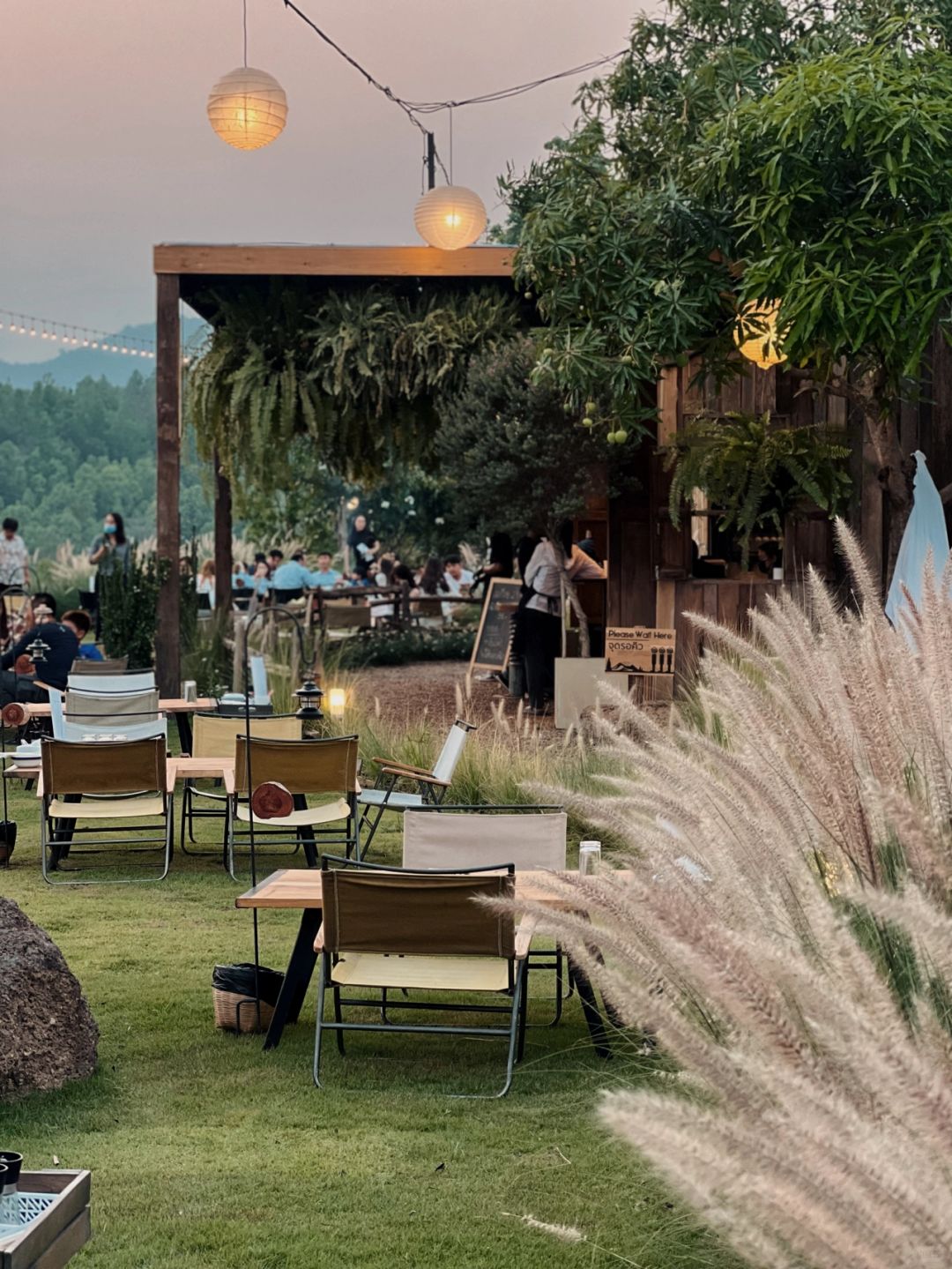 Chiang Mai-Chiang Mai Lu Tian BBQ Restaurant, On The Rock At NamPhrae - On The Rock Read more at